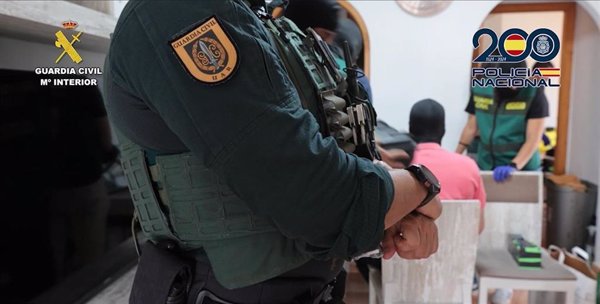 Detenidos tres presuntos miembros de una organización dedicada al robo de sucursales bancarias en toda España