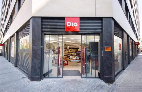 Dia avanza en su objetivo de abrir 300 establecimientos en cinco años tras inaugurar 45 tiendas hasta junio