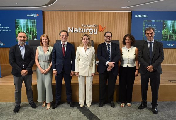 Naturgy y Deloitte piden simplificar las normas europeas de sostenibilidad para facilitar una transición 
