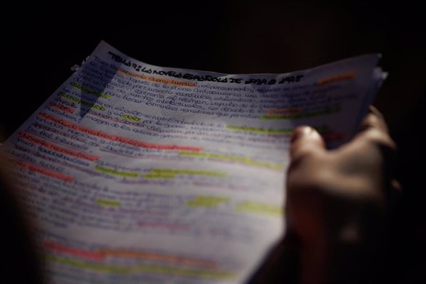 Cataluña lidera la producción científica de las universidades públicas y Madrid de las privadas, según Observatorio IUNE