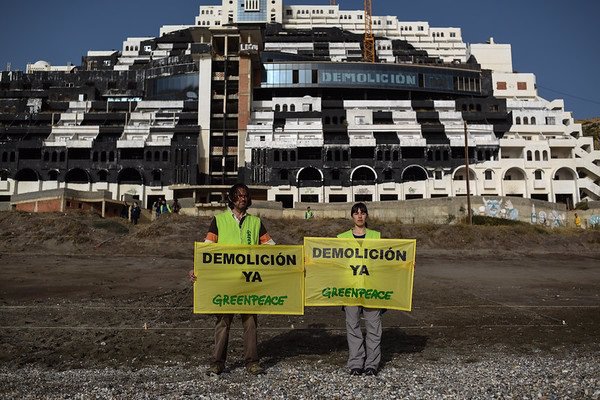 Greenpeace acusa a Carboneras de 