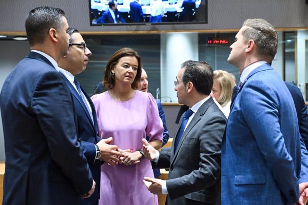 La UE discutirá revisión de relaciones con Israel con la vista puesta en que se aplique acuerdo humanitario en Gaza