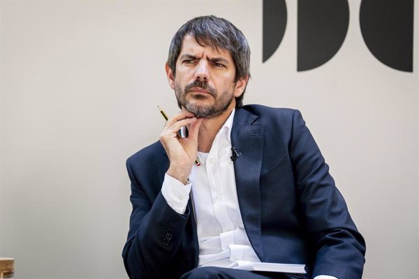 Urtasun reprocha a Page que le 