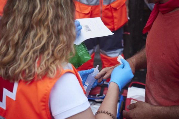 Cinco trasladados al hospital tras el sexto encierro protagonizado por toros de José Escolar