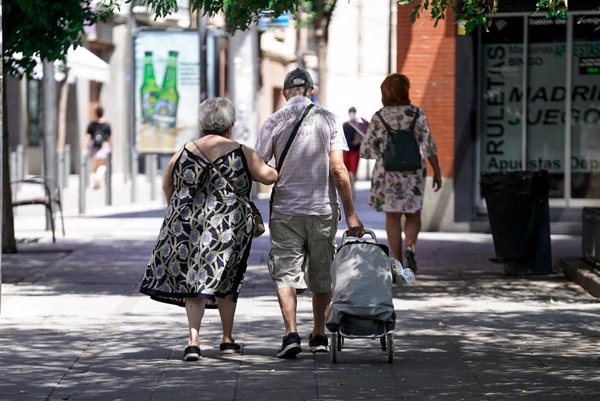 El 46,6% de hombres extranjeros recibe una pensión al llegar a la jubilación, frente al 93,1% de españoles