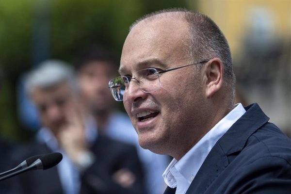 Tellado se compromete frente al