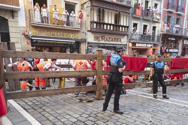 Seis trasladados al HUN tras el séptimo encierro, tres con heridas por asta