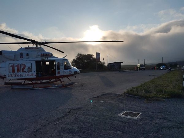 Herido grave un motorista de 53 años tras sufrir un accidente en el límite entre Cantabria y Burgos