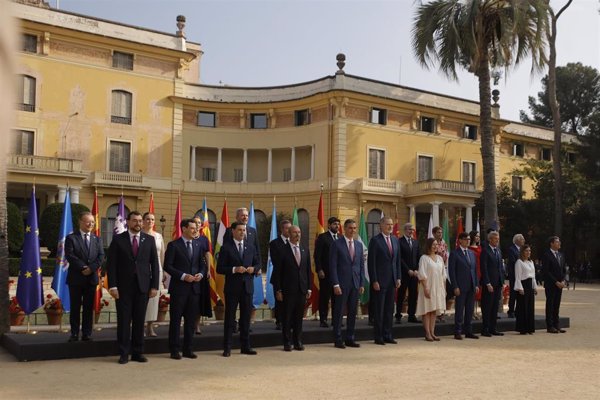 Cataluña, Madrid, Euskadi, Valencia y Murcia cerraron 2024 con un saldo presupuestario negativo, según un informe