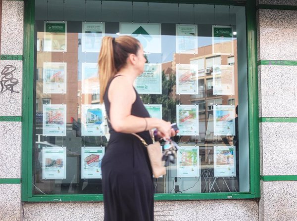 La compra de una vivienda implica tener ahorrado el 27% del importe, casi 44.000 euros