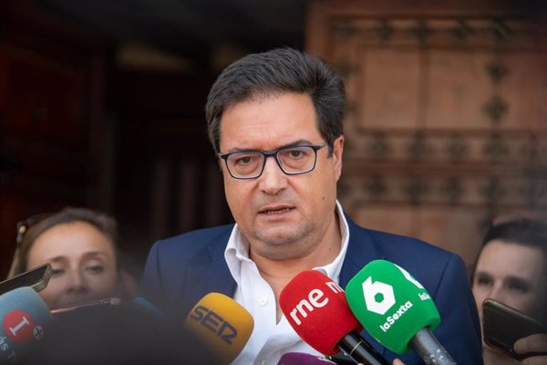 Óscar López defiende que todas las comunidades van a ganar con la nueva financiación: 