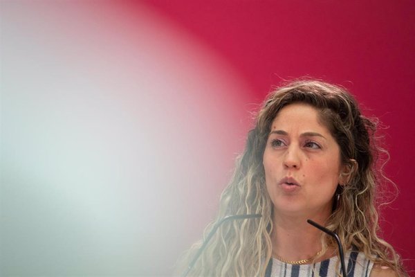 Sumar pide que se investigue el vínculo entre las