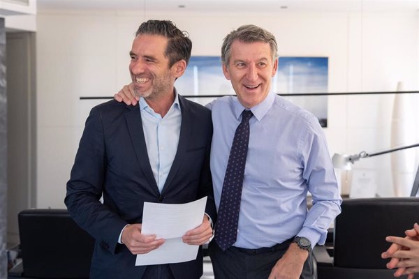 Feijóo dice a Sémper que afrontará con 