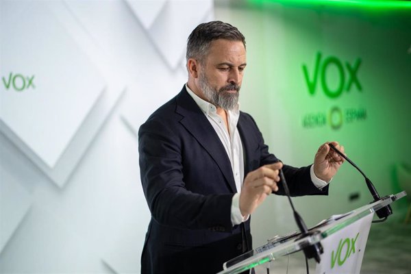 Abascal responde a Marlaska acusándole de estar