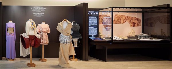 El Museo Arqueológico Nacional dedica su nueva Vitrina Cero a la indumentaria durante la Edad del Hierro peninsular