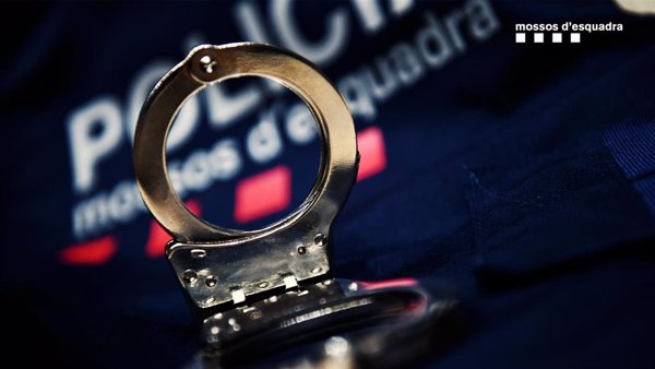 Detenido un imán de Figueres (Girona) por presunto maltrato y coacción a menores