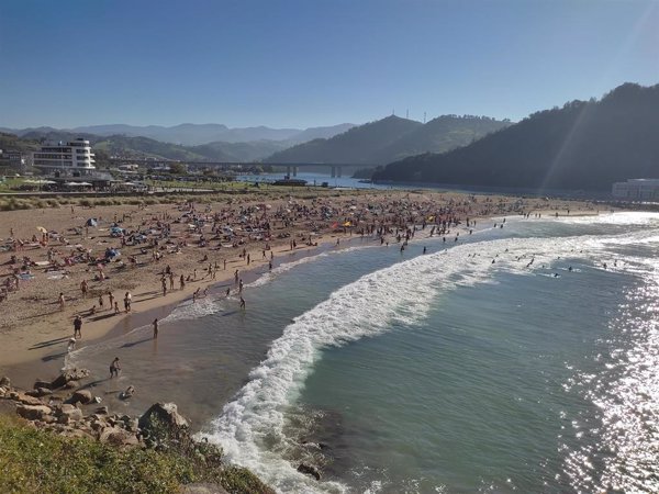 Vox exige en el Congreso que todas las playas de España sean 