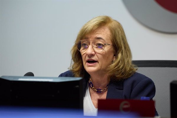 La AIReF mantiene en el 2,3% su previsión para el PIB este año y mejora al 2,7% su estimación de déficit