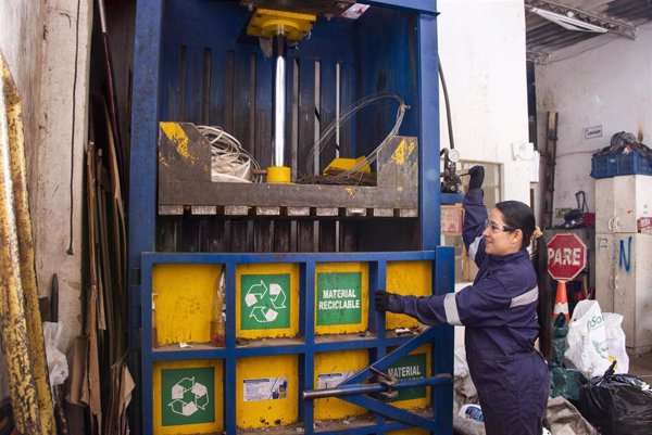 ONU Mujeres y Fundación Microfinanzas BBVA renuevan su compromiso con emprendedoras en vulnerabilidad en América Latina