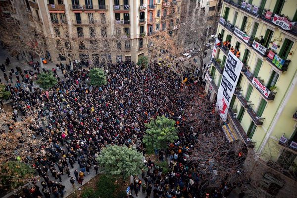 Un 40% de los catalanes está a favor de la independencia y un 52% en contra, según un estudio