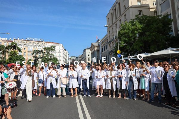 Los médicos adelantan al 3 de octubre la huelga nacional por un Estatuto Marco propio