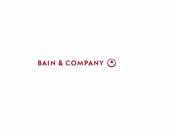 Bancos españoles superan en confianza del inversor a la mayoría de los de la eurozona, según Bain & Company