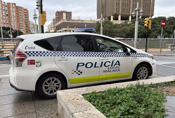 Un detenido en Málaga por violencia de género tras arrojar a su pareja desde un coche en marcha