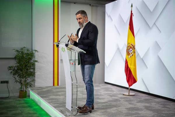 Vox equipara la corrupción de PP y PSOE tras la imputación de Montoro: 