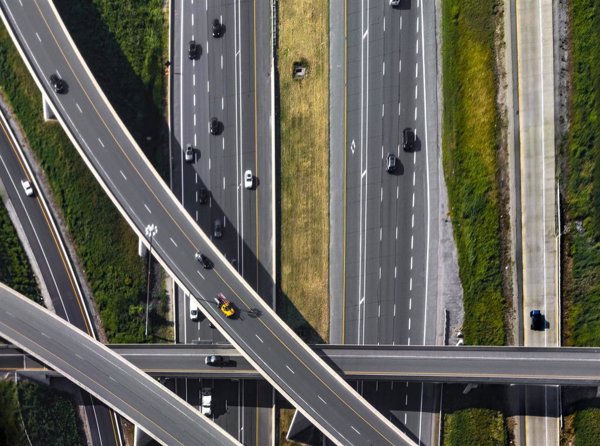 Ferrovial nombra a José Espinosa nuevo CEO de su autopista canadiense, que ganó un 14% más hasta junio