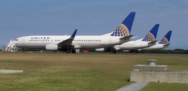 United Airlines gana un 13,5% más hasta junio, pero rebaja su beneficio por acción para todo el año