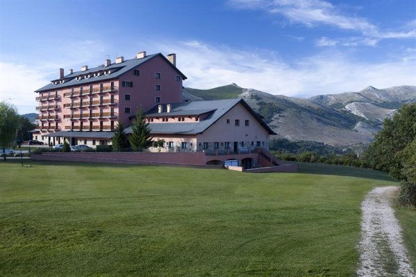 El Parador de Pisuerga (Palencia) celebra su 50 aniversario y encara su futuro con una reforma de 9 millones