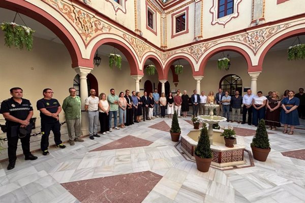 Llegan a Huétor Tájar (Granada) los cuerpos de los dos trabajadores fallecidos en la obra de Alcalá de Guadaíra