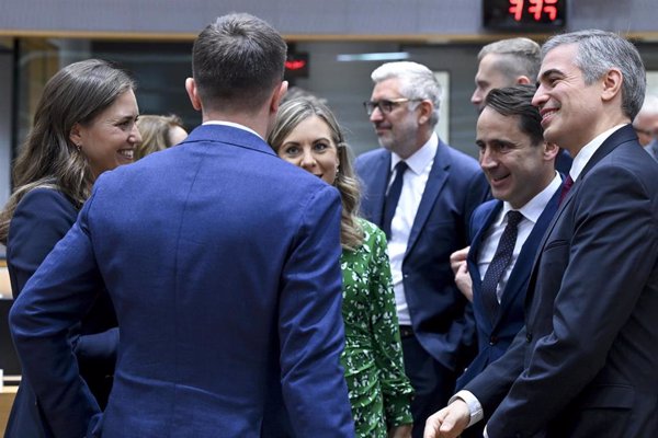 Varios países ven prematuro decidir sobre la oficialidad del catalán por las
