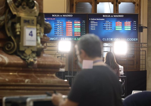 El Ibex 35 pierde fuelle en la media sesión pero aguanta por encima de los 14.000 puntos