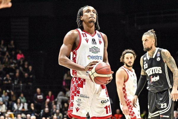El UCAM Murcia ficha al base Michael Forrest para la próxima temporada