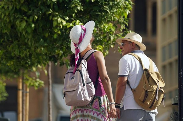 El descenso de las temperaturas reduce mañana a seis las provincias con alertas por calor