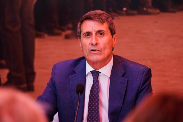 El Gobierno dice que por ley no puede aportar más que la Junta de Andalucía a dependencia y habla de inyección 