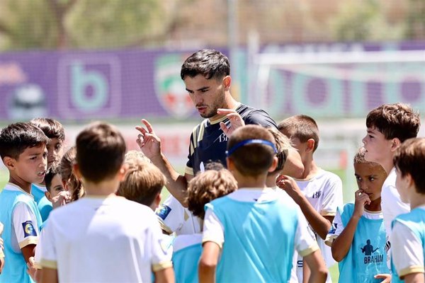 Cerca de 300 niños disfrutan en Málaga del Campus Mentalidad Brahim Díaz