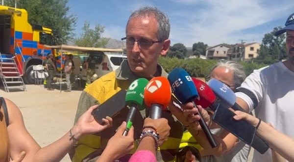 El incendio de Navaluenga (Ávila) baja a nivel uno en índice de gravedad y en situación operativa