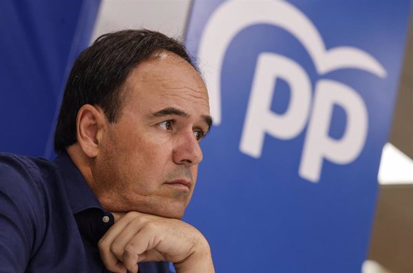 Pérez Llorca afirma que Camps tiene
