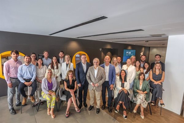CaixaBank lanza HolaBank Connecta para atender en remoto a más de 160.000 clientes internacionales