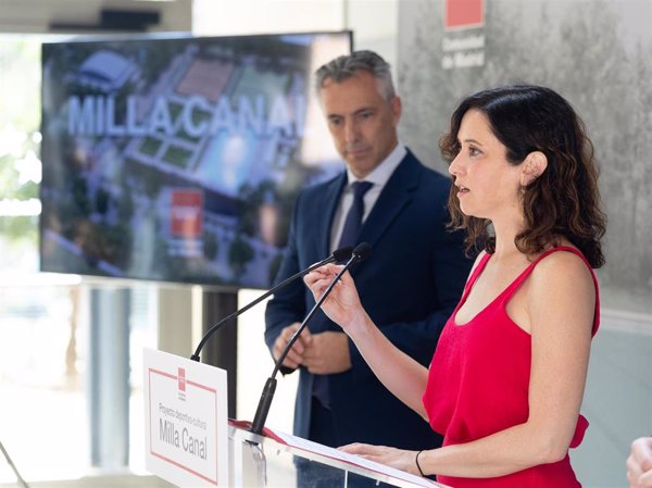 Ayuso no ve equiparable el Falcon y cuatro palacios de Sánchez con ir a Rascafría con su táper y