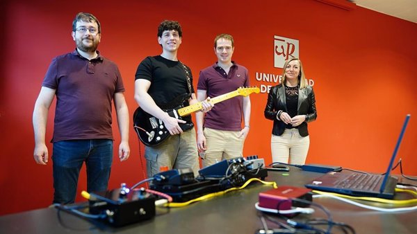 Un pedal de guitarra desarrollado con IA en la UR gana el premio al mejor trabajo Fin de Grado en IA a nivel nacional