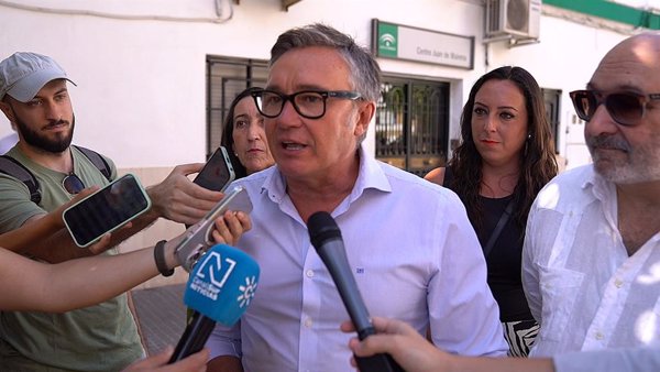 Vox acusa a PP y PSOE de 