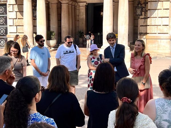 Una nueva ruta cultural descubre el vínculo de Hemingway con Valencia