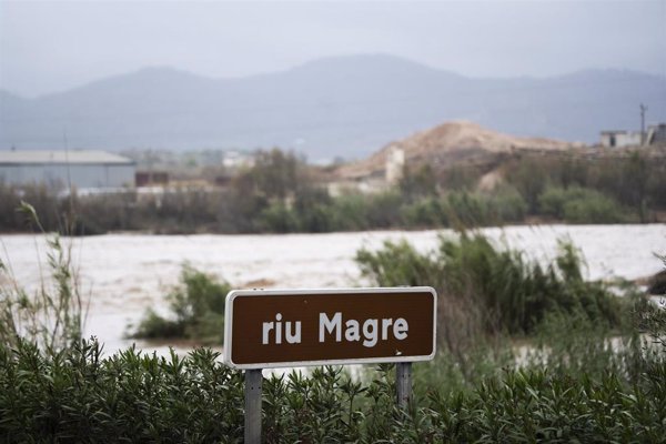 Emergencias 112 Comunitat Valenciana recibió el día de la dana 19.821 llamadas, 8.290 de las cuales no fueron atendidas
