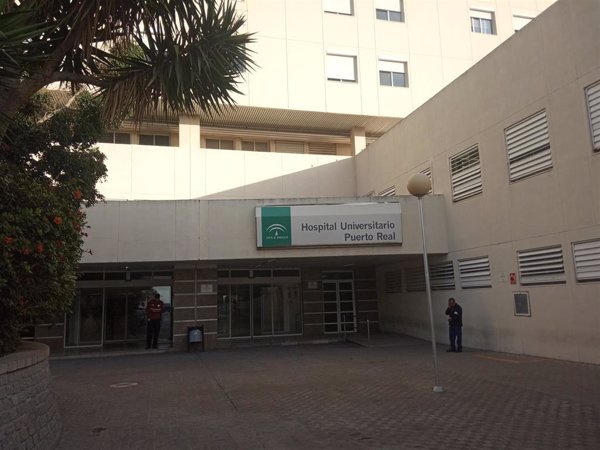 Agredida y amenazada con una navaja una doctora en el Hospital de Puerto Real (Cádiz)