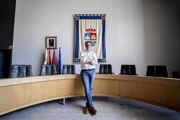 Ayala (PSOE) exige la dimisión de Noelia Núñez tras 