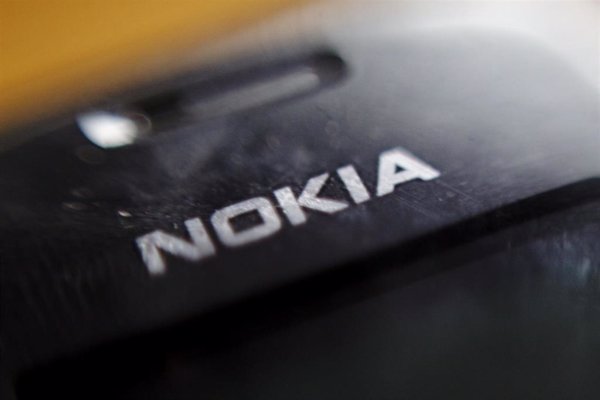 Nokia reduce la previsión de su resultado operativo para 2025 por la debilidad del dólar y los aranceles