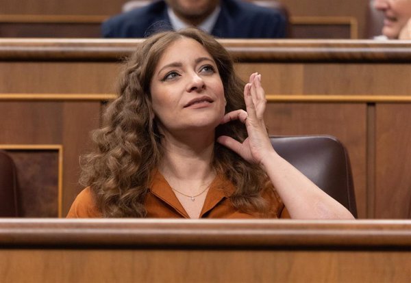 El PP insta a Sánchez, Puente o Patxi López a dimitir, como Núñez, por haber plagiado tesis o falseado currículos